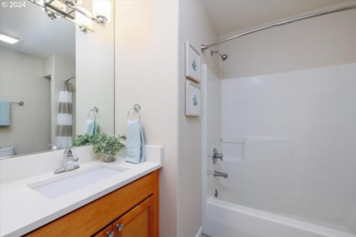 4 bedrooms House in Beaverton, USA No. 400380