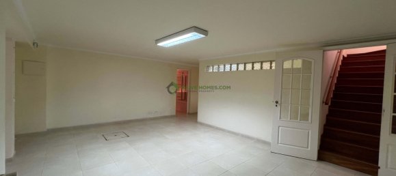 6 bedrooms Villa in Quarteira, Portugal No. 134297 3