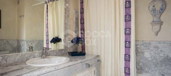 Apartamento de 3 dormitorios en Marbella, Spain No. 115423 20