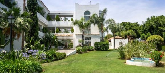 Apartamento de 3 dormitorios en Marbella, Spain No. 115423 24
