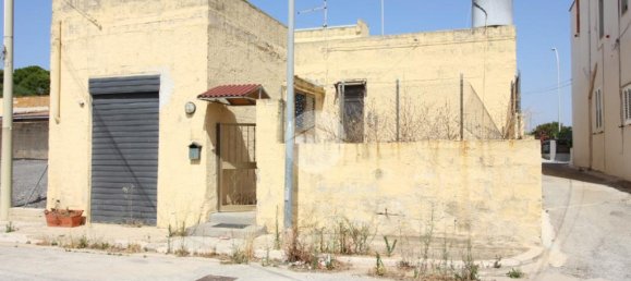 2 Schlafzimmer Haus in Trapani, Italy, Nr. 377631 2