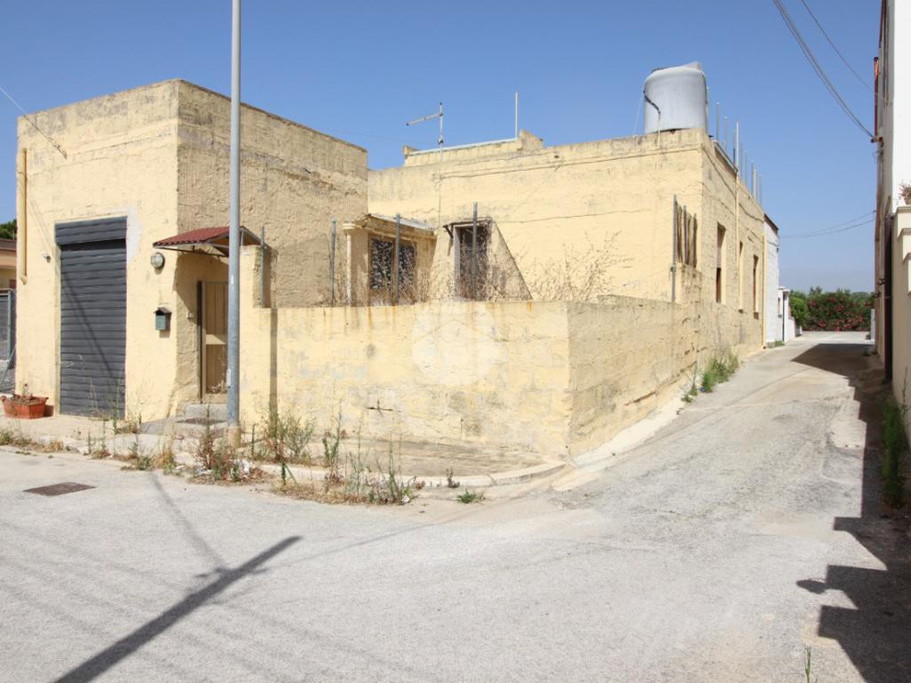 2 Schlafzimmer Haus in Trapani, Italy, Nr. 377631