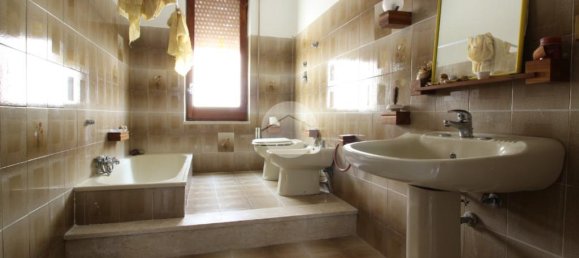 2 Schlafzimmer Haus in Trapani, Italy, Nr. 377631 9