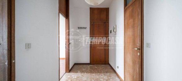 2 غرف نوم شقة في Trezzano sul Naviglio, Italy رقم 165119 2