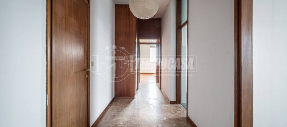 2 غرف نوم شقة في Trezzano sul Naviglio, Italy رقم 165119 7