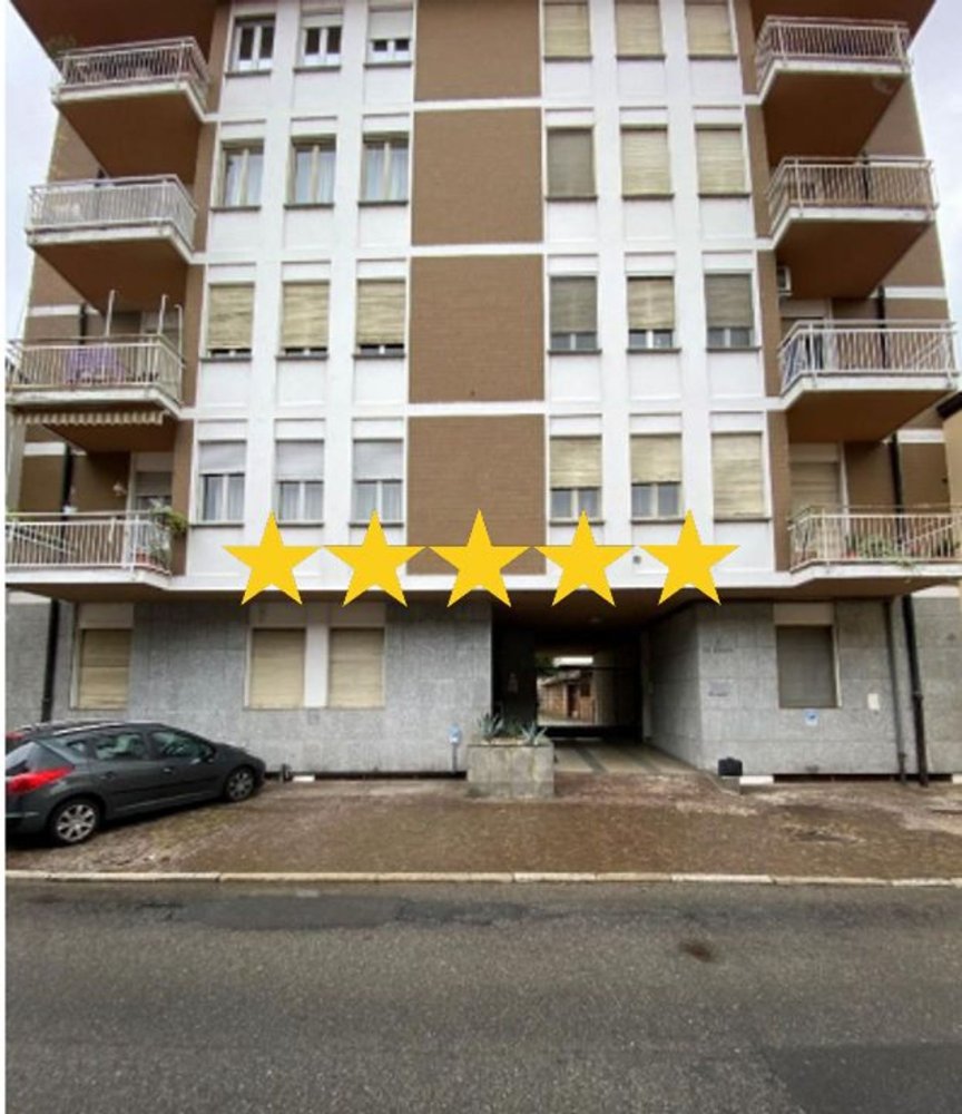 4 rooms Apartment in Turbigo, Italy No. 16829