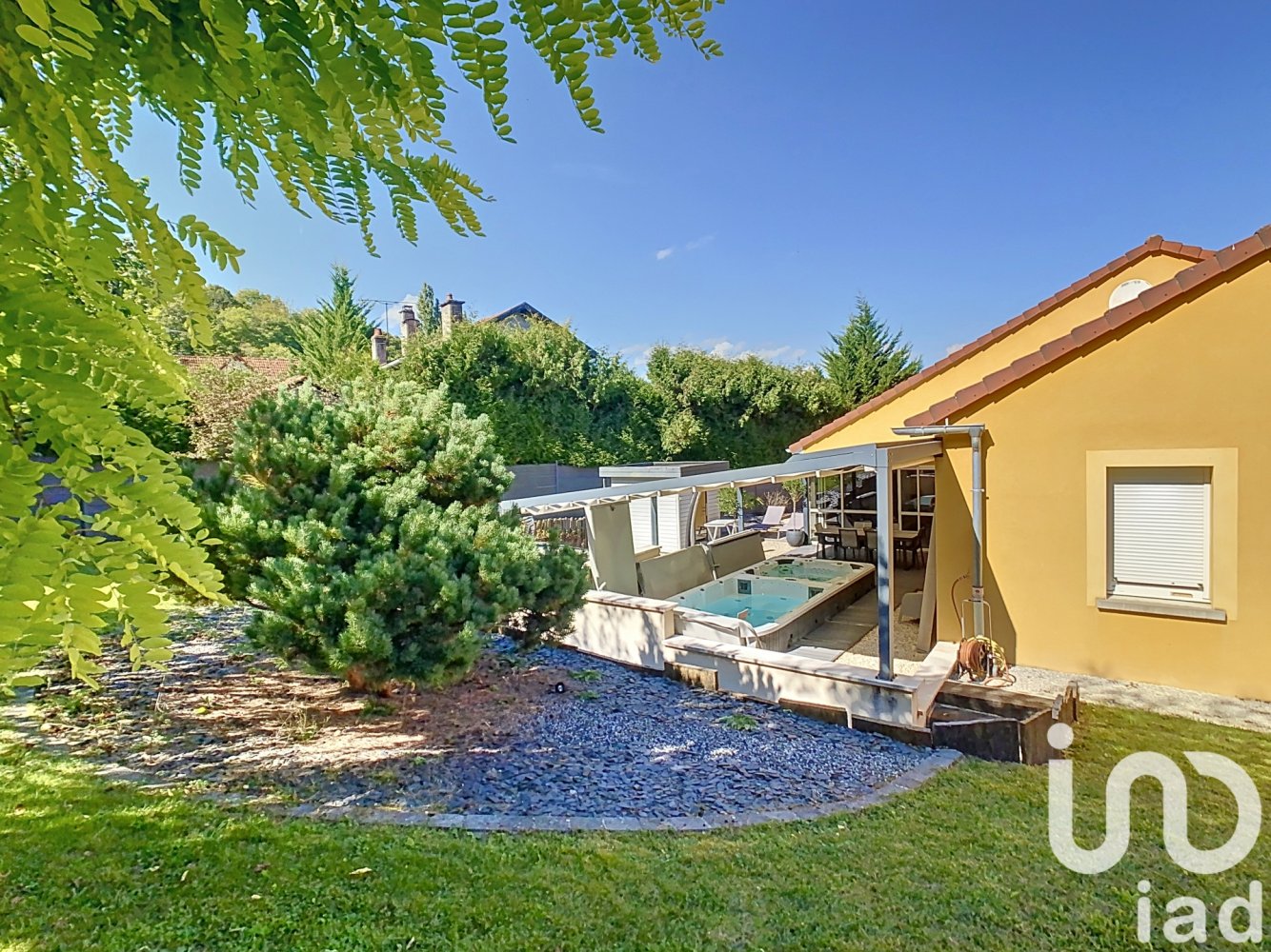 4 chambres Maison à Chamarandes-Choignes, France No. 220795