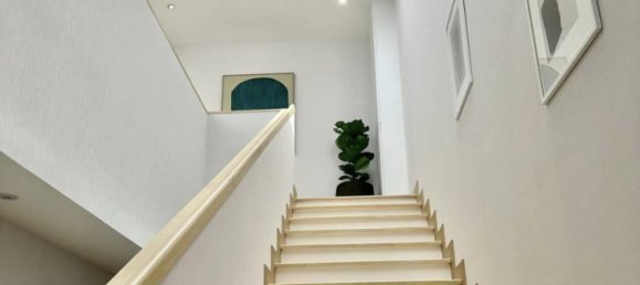 4 bedrooms Cafe / restaurant in Bangkok, Thailand No. 23546 3