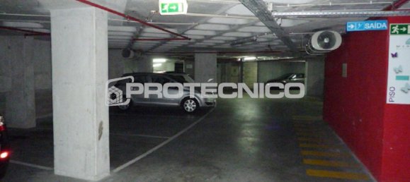 3018m² Commercial property in Aveiro, Portugal No. 50957 12