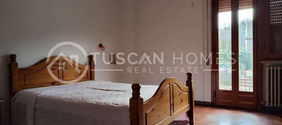 9-salle Villa à Barga, Italy No. 108530 2