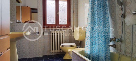 9-salle Villa à Barga, Italy No. 108530 12