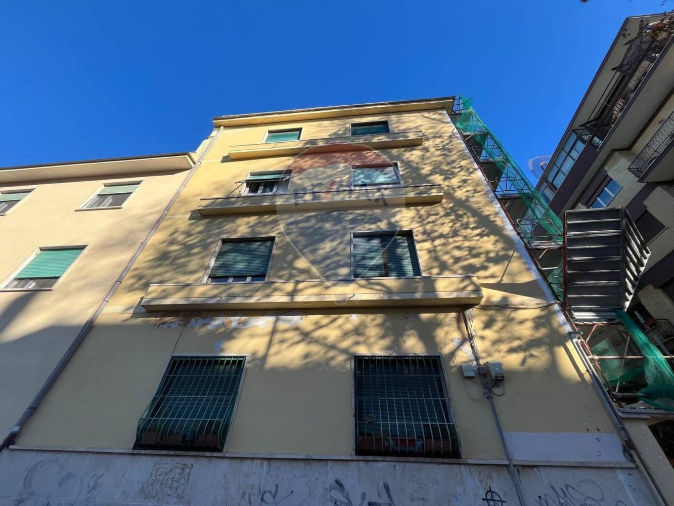 3 rooms Apartment in Rome, Italy No. 57517