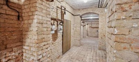 12-salle Bâtiment à Dresden, Germany No. 62317 15