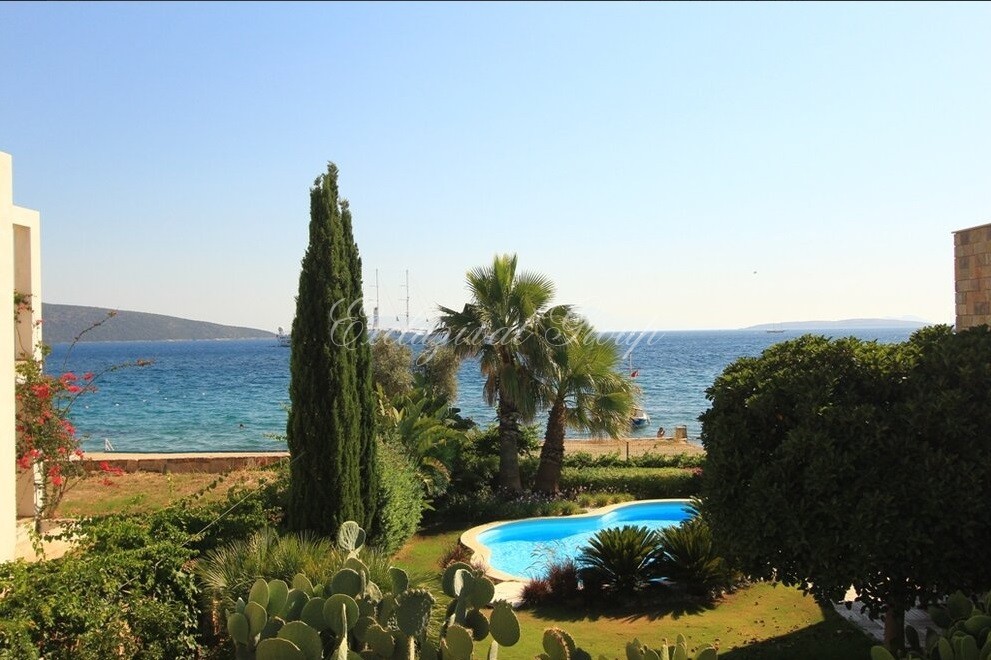 Villa 4+4 in Bodrum, Turkey No. 28977