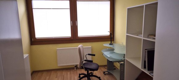 2 bedrooms Apartment in Stockerau, Austria No. 186578 3