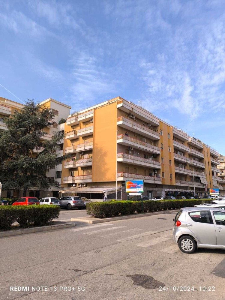 2-Zimmer Wohnung in Trani, Italy, Nr. 184301