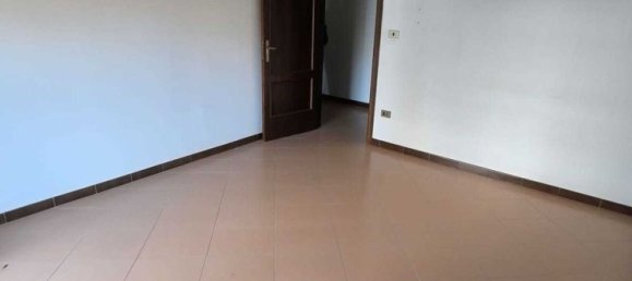 2-Zimmer Wohnung in Trani, Italy, Nr. 184301 10