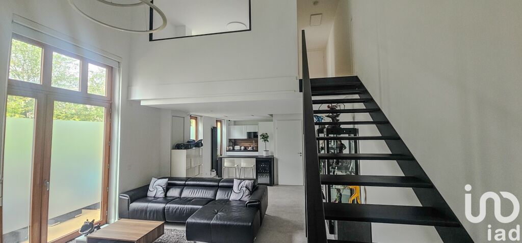 Dúplex de 2 dormitorios en Centre-Val de Loire, France No. 326922