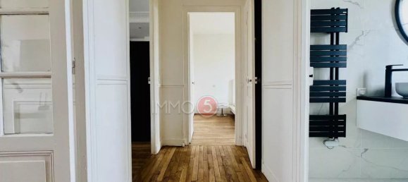 1 bedroom Apartment in Villemomble, France No. 299655 6