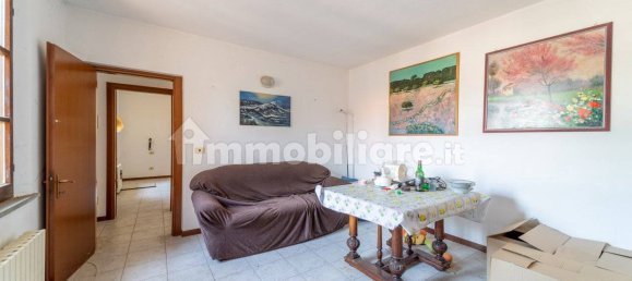 Apartamento de 2 dormitorios en Montechiarugolo, Italy No. 228875 3