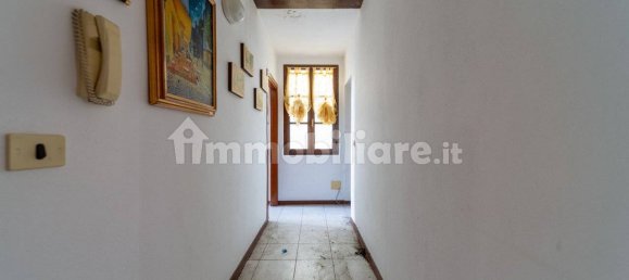 Apartamento de 2 dormitorios en Montechiarugolo, Italy No. 228875 9