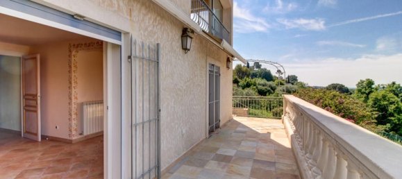 Villa de 3 dormitorios en Alpes-Maritimes, France No. 279626 3
