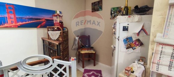 Дом с 4 спальнями в Багерия, Италия № 45614 17