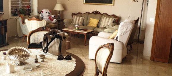 5-salle Appartement à Messina, Italy No. 69822 6