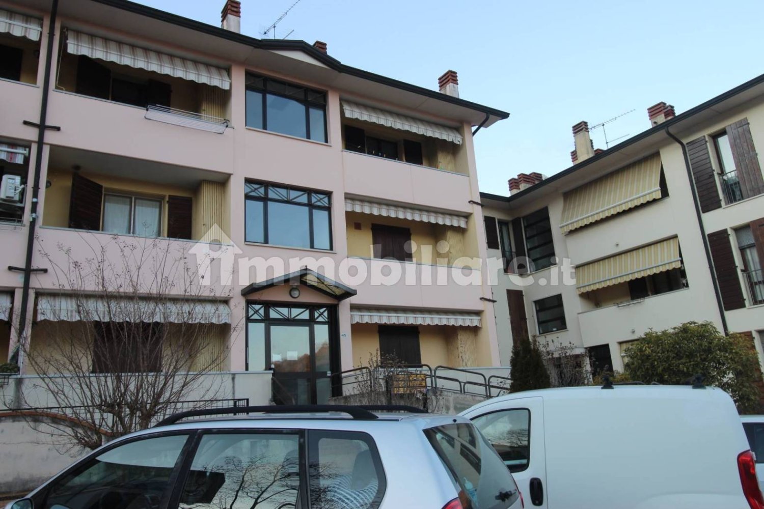 2 bedrooms Apartment in Chiampo, Italy No. 123099