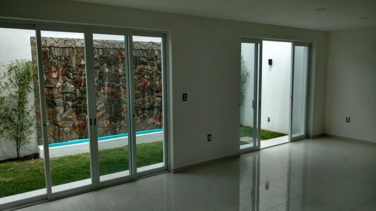 Casa de 3 dormitorios en Querétaro, Mexico No. 164938