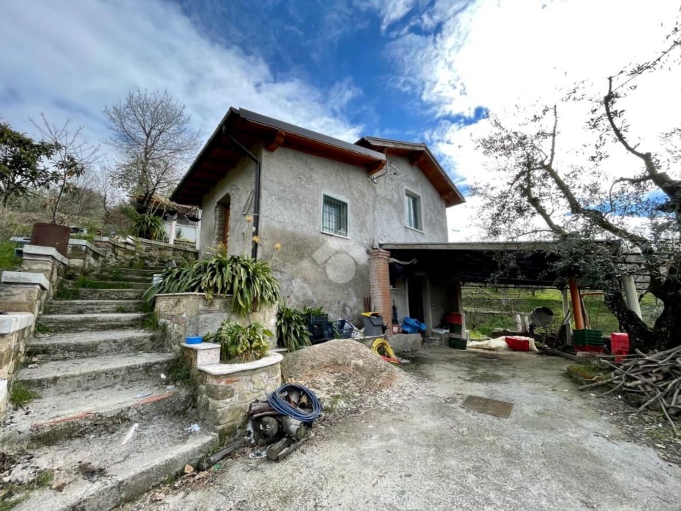 3 rooms House in Olevano Romano, Italy No. 47739