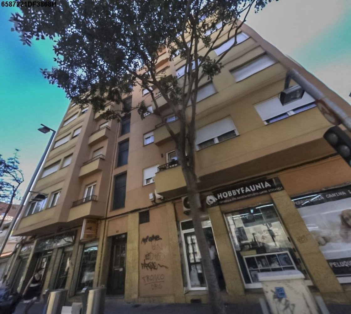 Gewerbliche Immobilie in Badalona, Spain 190m², Nr. 207704