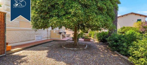 12 bedrooms Villa in Rosignano Marittimo, Italy No. 77882 30