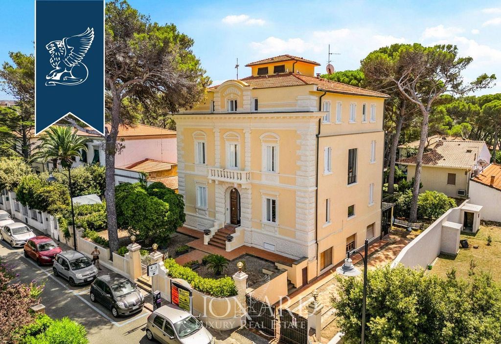 12 bedrooms Villa in Rosignano Marittimo, Italy No. 77882