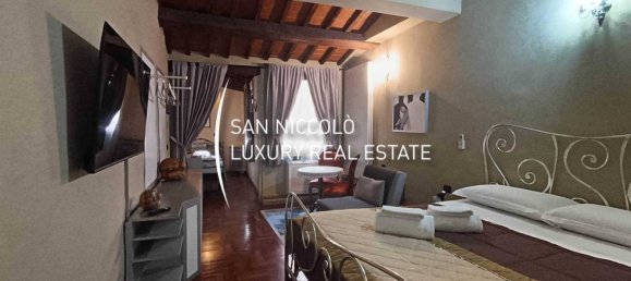 3 bedrooms Apartment in Florence, Italy No. 195552 8