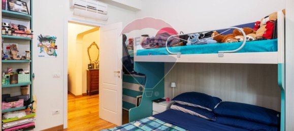 3 bedrooms Apartment in Rome, Italy No. 310969 14