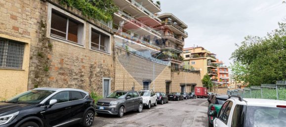 3 bedrooms Apartment in Rome, Italy No. 310969 26