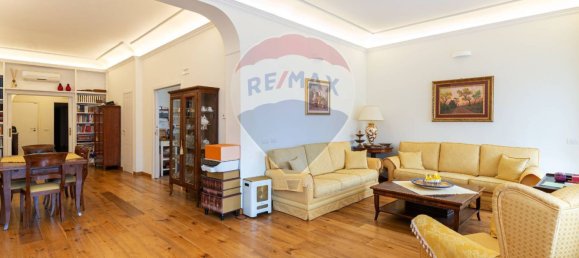 3 bedrooms Apartment in Rome, Italy No. 310969 2