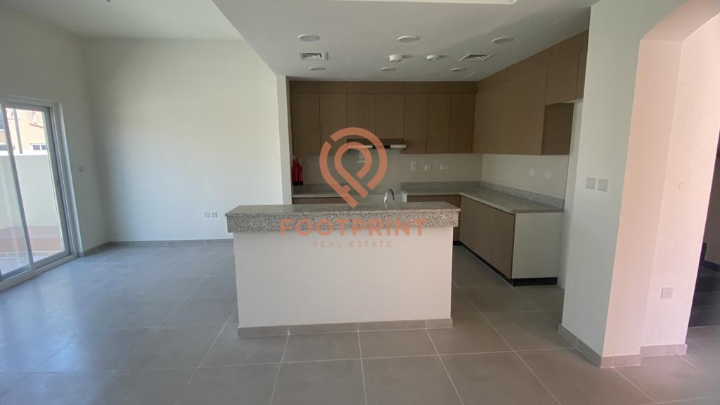 3 chambres Maison de ville à Dubai Land, UAE No. 23876