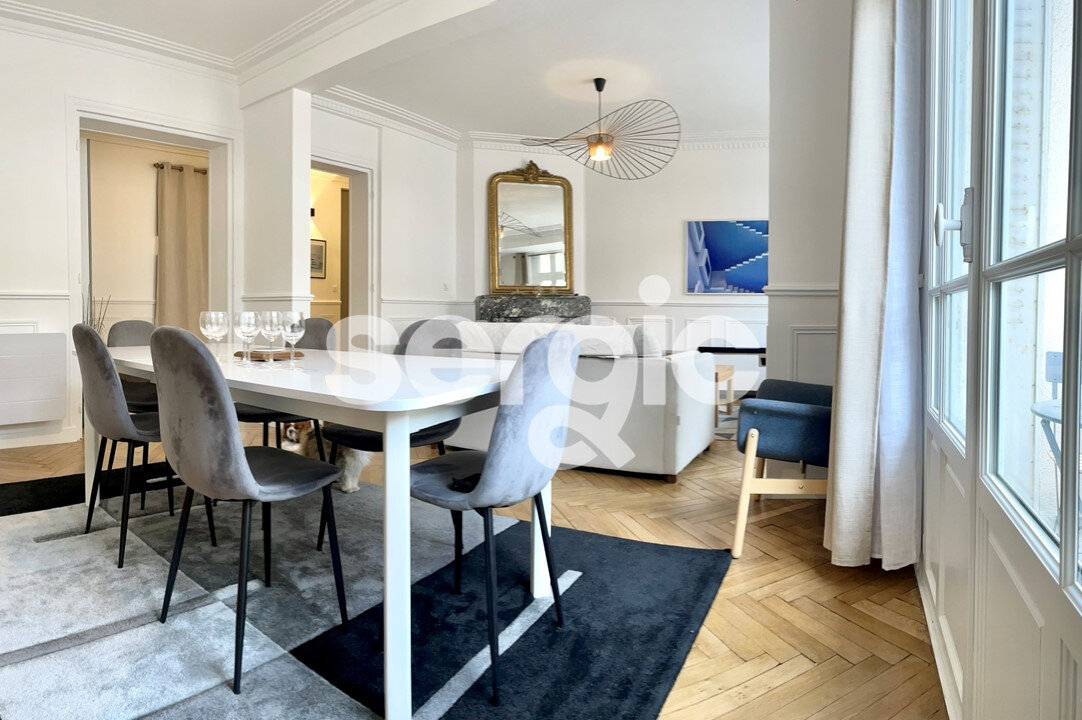 3 bedrooms Apartment in Amiens, France No. 306524