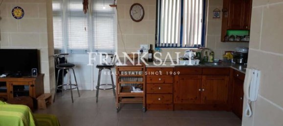 3 bedrooms Apartment in Ghajnsielem, Malta No. 5699 4