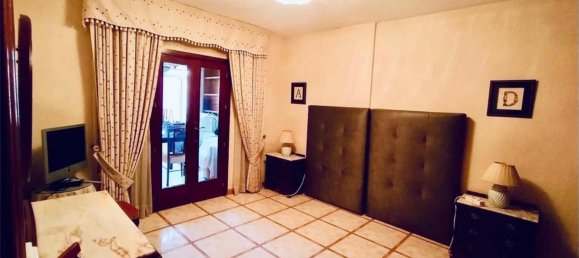 4 Schlafzimmer Wohnung in Cordoba, Spain, Nr. 169586 8