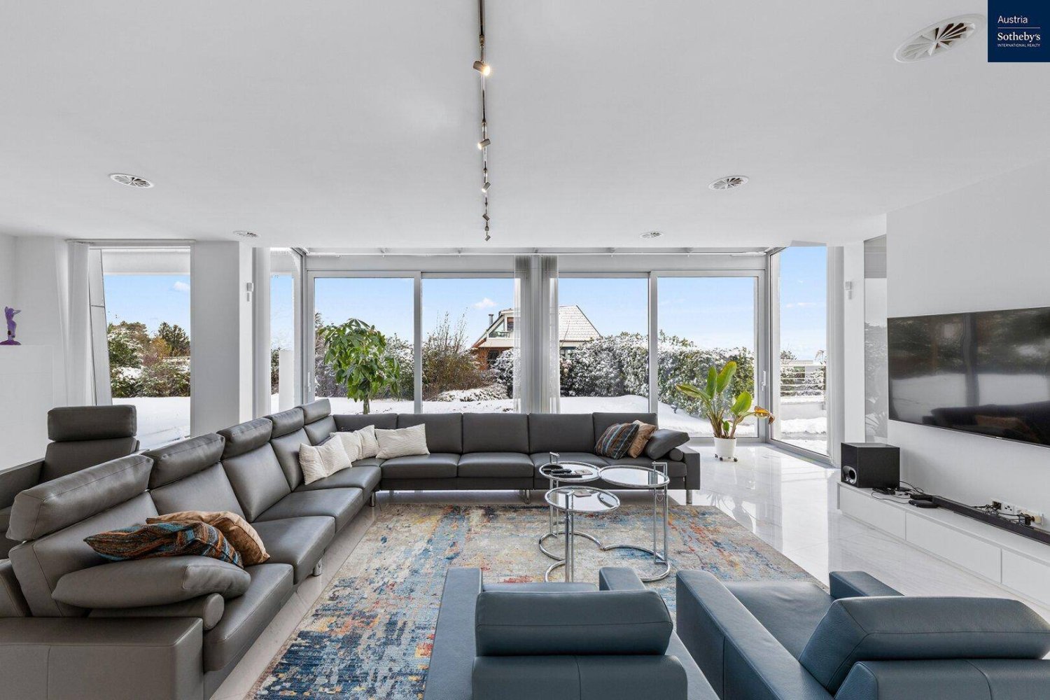 7غرفة فيلا في Giesshubl, Austria رقم 30299