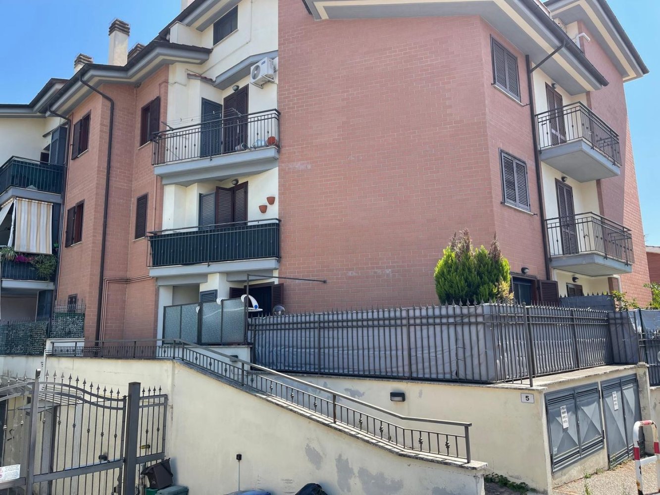 3 غرف نوم شقة في Rignano Flaminio, Italy رقم 310825