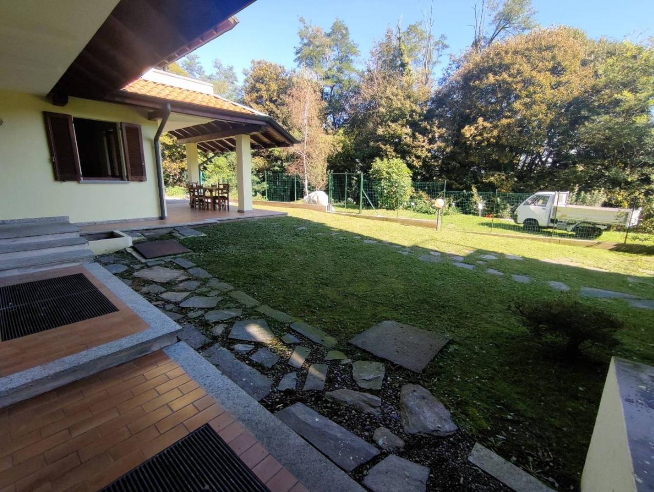 Villa de 5 habitaciónes en Stresa, Italy No. 122643