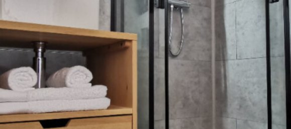 Studio in Nantes, France No. 98934 6