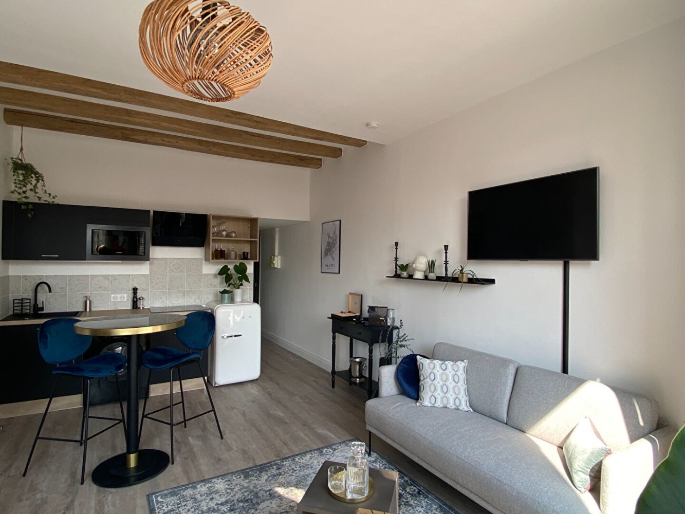 Studio in Nantes, France No. 98934