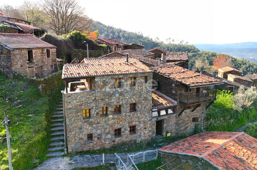 4 chambres Maison à Lousa, Portugal No. 93175