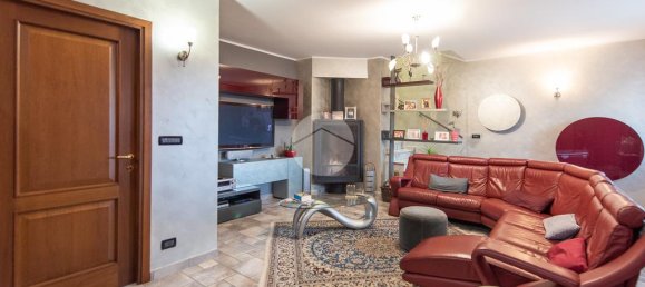 4 Schlafzimmer Villa in Volvera, Italy, Nr. 27464 6