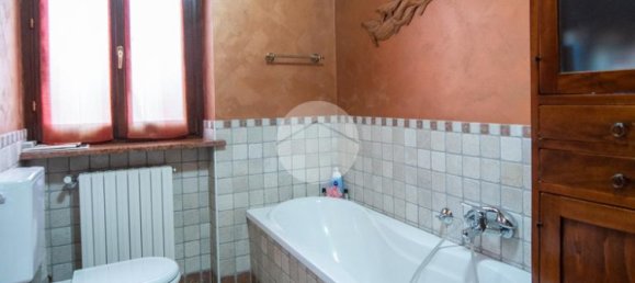 4 Schlafzimmer Villa in Volvera, Italy, Nr. 27464 18